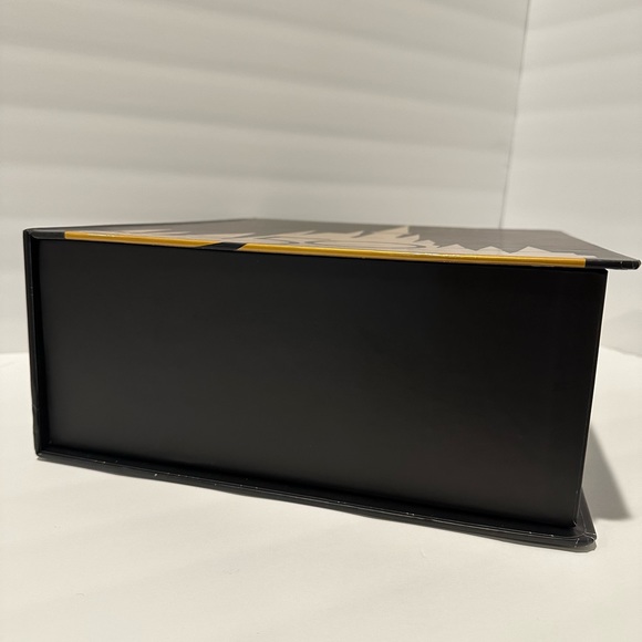 Mickey and Minnie Limited Release Gold Plush 50th Anniversary - Picture 4 of 7